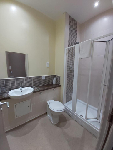 Bathroom 3, The Queensberry Hotel & Restaurant, Dumfries and Galloway
