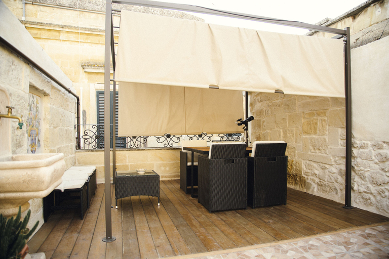 Others 4, Casa Di Maya, Lecce