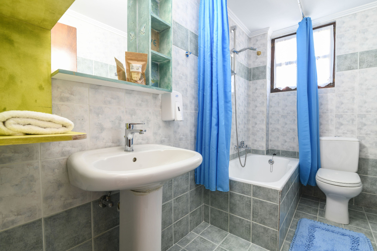 Bathroom 4, Villas Therianos, Ionian Islands