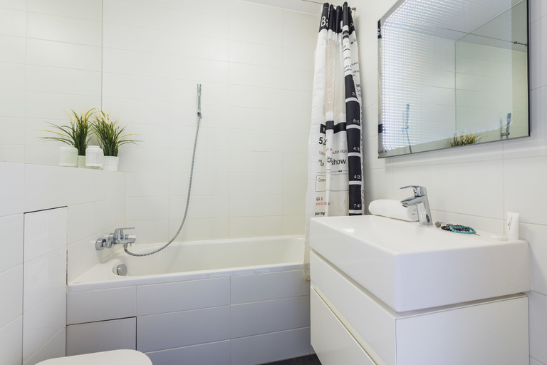 Bathroom 3, P&O Apartments Kolejowa 3, Warsaw