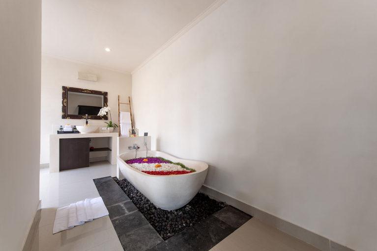 Bathroom 4, Villa Cendrawasih, Gianyar