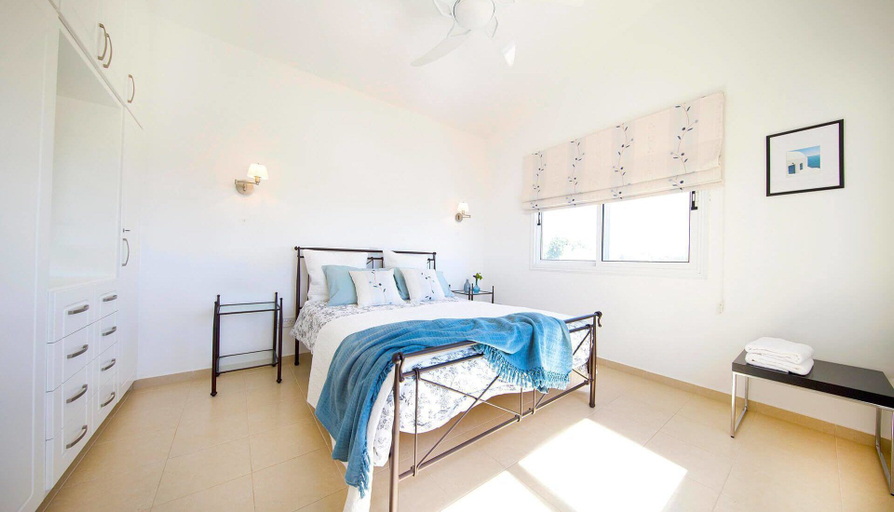Bedroom 2, Villa Linda