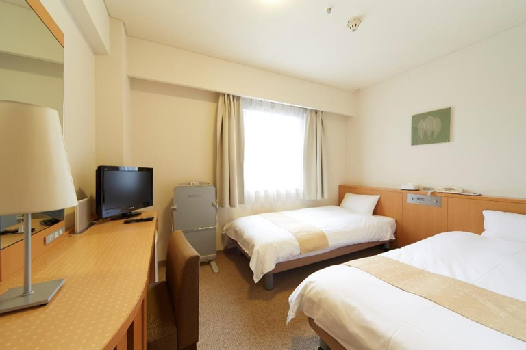 Bedroom 12