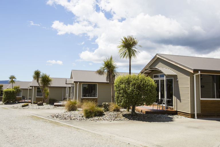 Exterior & Views 2, Franz Alpine Retreat, Westland