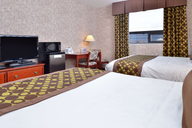 Bedroom 3, Lexington Inn & Suites Windsor, Essex