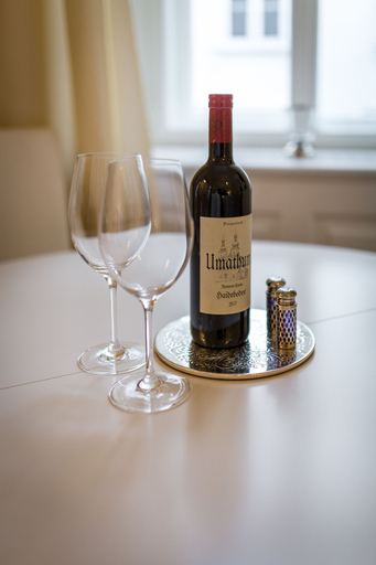 Food & Drinks, Parkview Residences, Wien