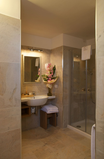 Bathroom 4, UnaHotels Ecohotel Villa Costanza Venezia, Venezia