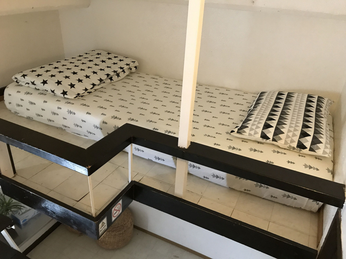 Bedroom 5, Kumoji-so Hostel, Naha