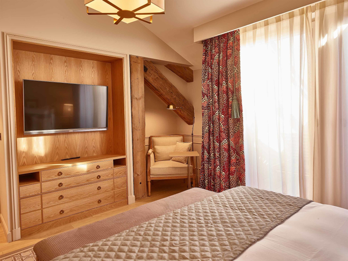 Bedroom 3, Hotel Chais Monnet & Spa, Charente