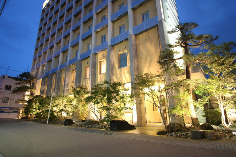 Exterior & Views 2, Uozu Manten Hotel Ekimae, Uozu