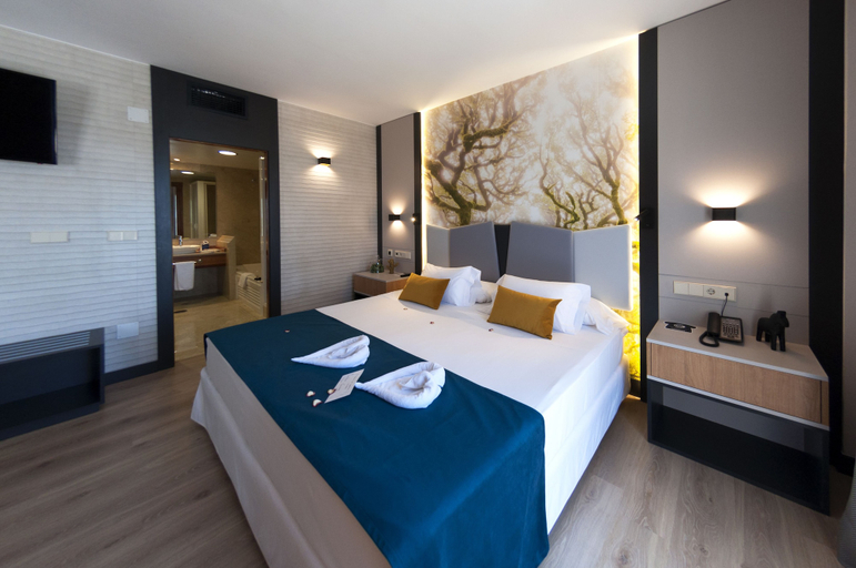 Bedroom 3, Hotel La Laguna Spa & Golf, Alicante