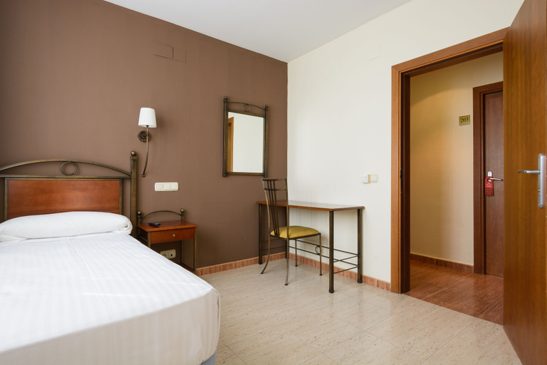 Bedroom 4, Hospedium Hotel Don Fidel, Zaragoza