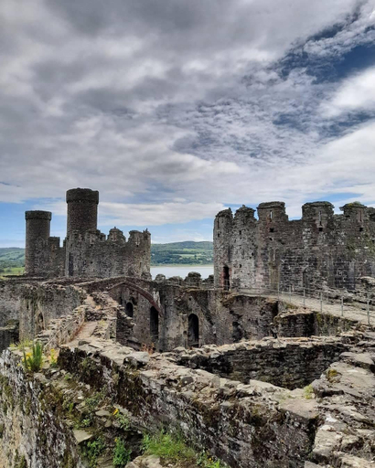 Exterior & Views 2, Y Capel, Conwy