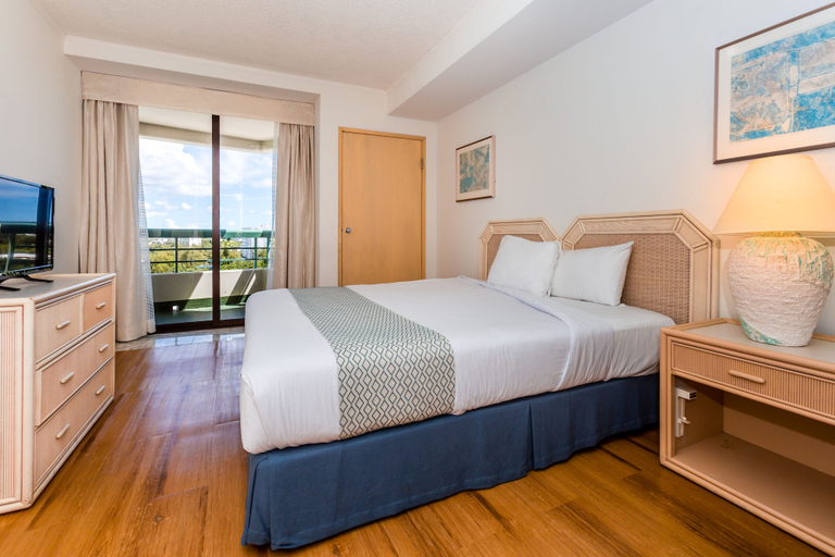 Bedroom 3, Alupang Beach Tower