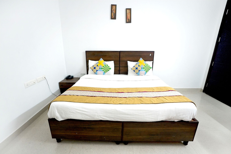 Bedroom 2, Gupta Residency Near Ajnara Heritage, Gautam Buddha Nagar