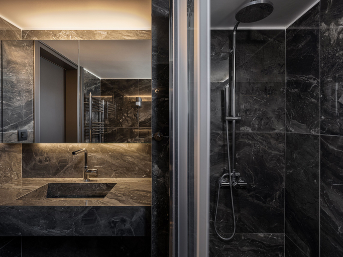 Bathroom 3, Nikis Dream Luxury Apartments, Crete