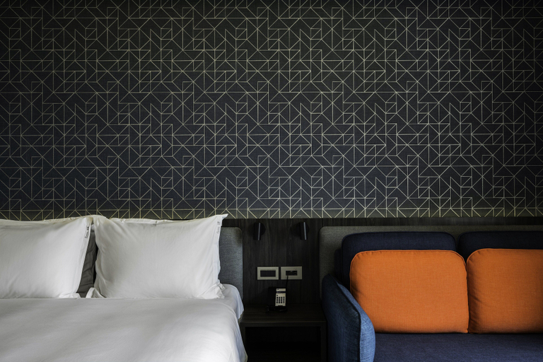 Bedroom 4, Holiday Inn Express KAOHSIUNG LOVE RIVER by IHG, Kaohsiung