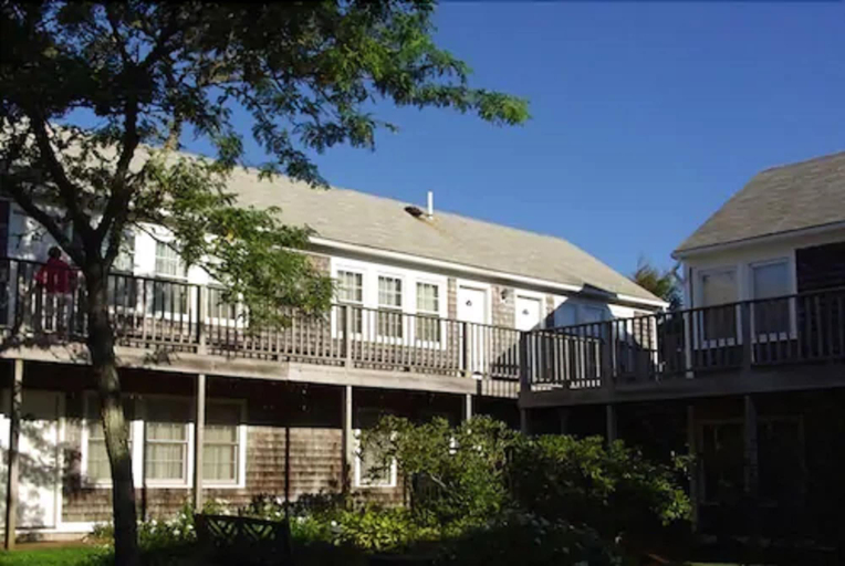 Exterior & Views 2, Nantucket Inn, Nantucket