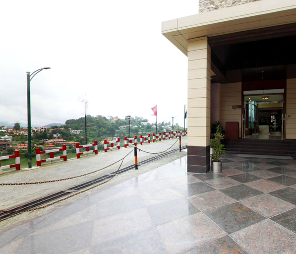Exterior & Views 2, Lavanya Inn, Nainital