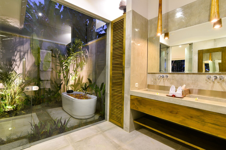 Bathroom 4, Villa Lou, Buleleng