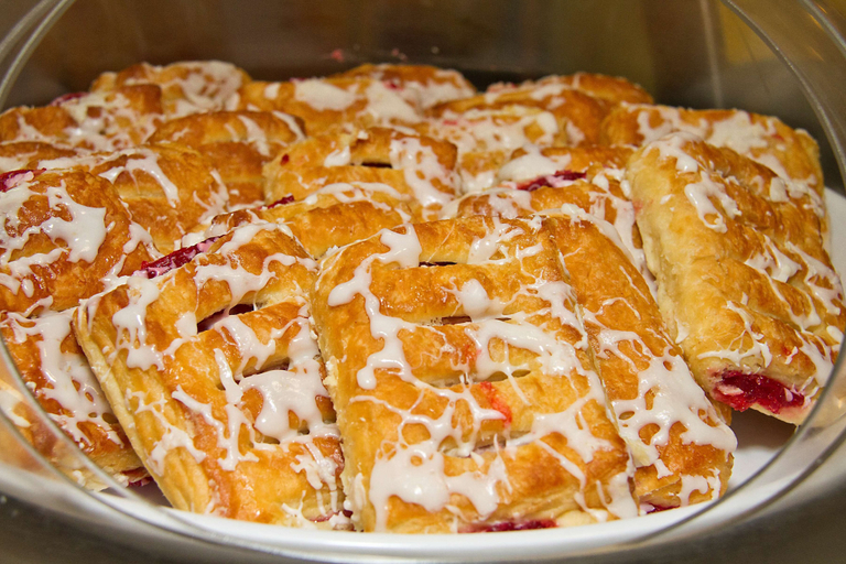 Food & Drinks 5, Hampton Inn Goldsboro NC, Wayne