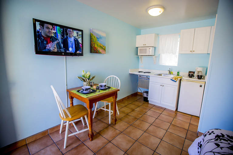 Others 4, Leucadia Beach Inn, San Diego