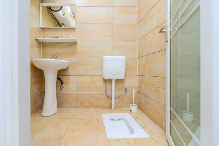 Bathroom 4, Qing Ya Apartment Chongqing, Chongqing