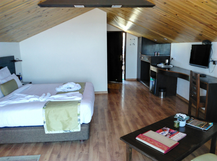 Bedroom 4, WoodSmoke resort & Spa, Shimla