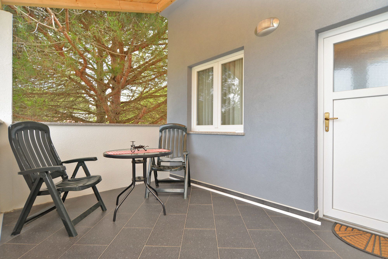 Others 4, Apartment 1713, Fažana