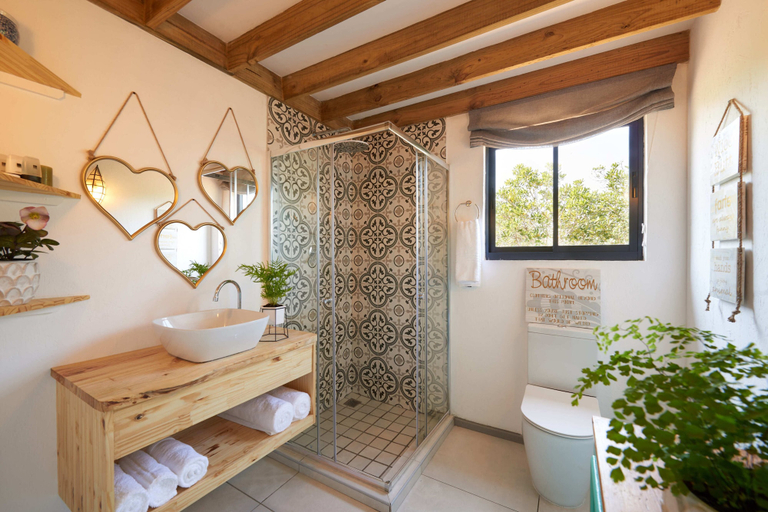 Bathroom, Treedom Villas and Vardos, Eden