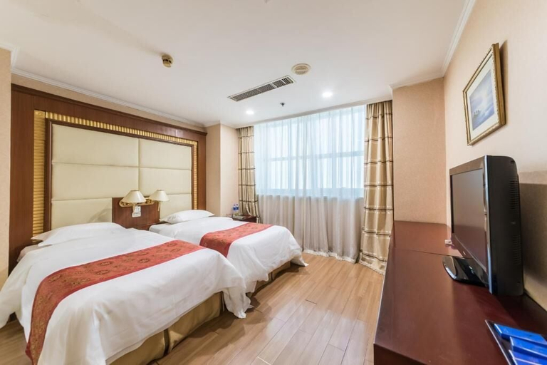 Bedroom 2, Tianjin Ocean Hotel, Tianjin