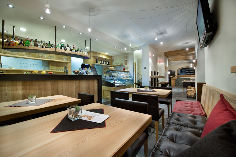 Food & Drinks 4, Alpen Hotel Chalet - Valdidentro, Sondrio