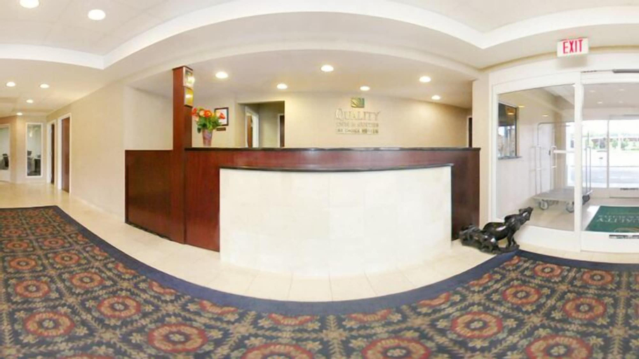 Public Area 3, Quality Inn & Suites Danbury near University, Fairfield