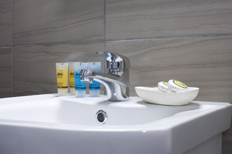 Bathroom 3, Kolonos - A Renovated Apartment, Attica