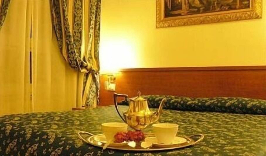 Bedroom 4, Bed and Breakfast Rosmini, Roma