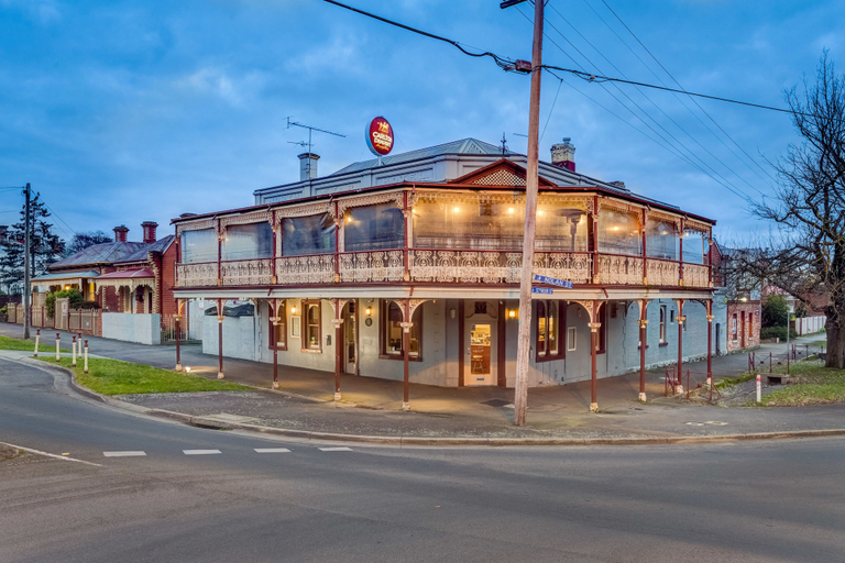 Exterior & Views 2, Seymours on Lydiard, Ballarat  - Central