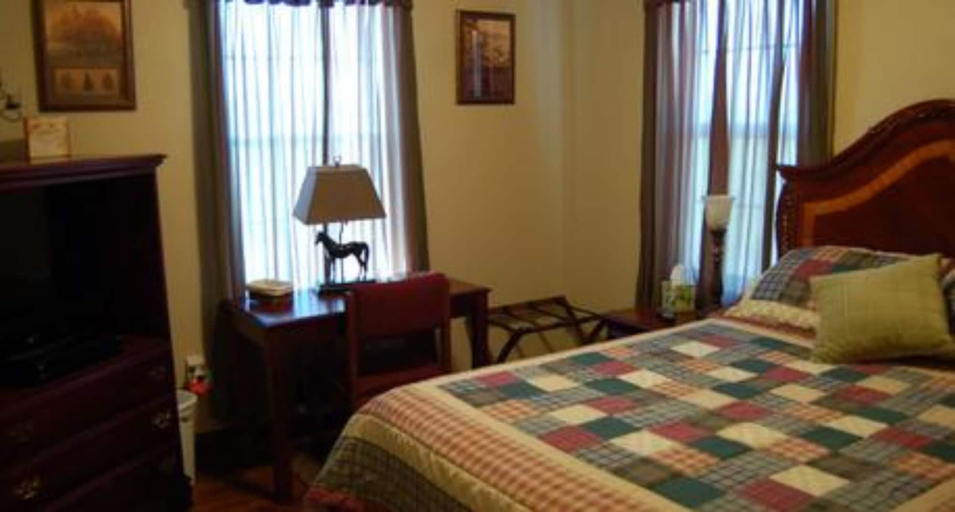 Bedroom 1, Patty's Place, Plaquemines