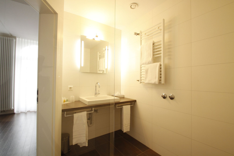 Bathroom 5, Sure Hotel by Best Western Bad Duerrheim, Schwarzwald-Baar-Kreis