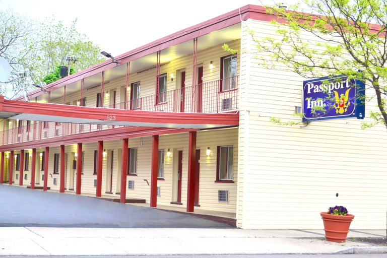 Exterior & Views 4, Passport Inn - By The Falls NY, Niagara