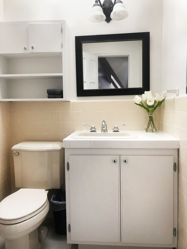 Bathroom 4, Hummingbird Estate Wine & Suites, Jackson