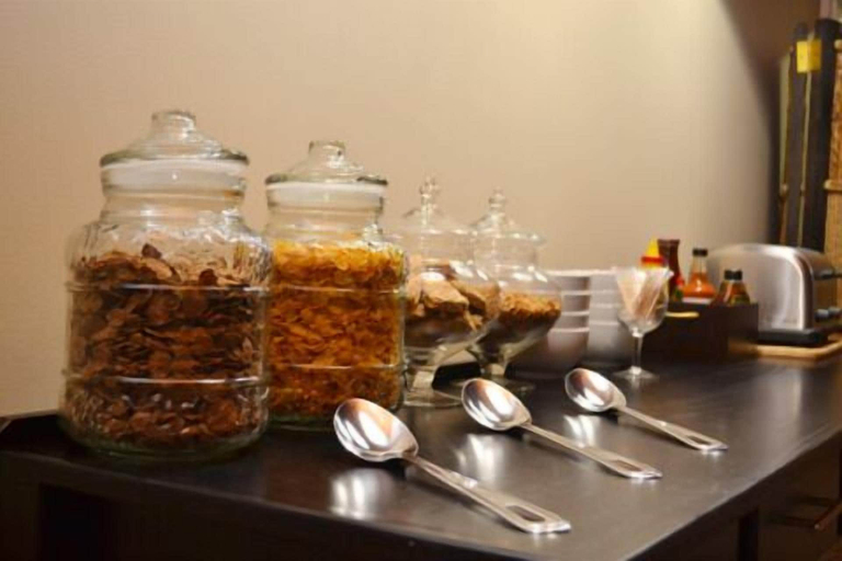 Food & Drinks, B at Home Guesthouse Piet Retief, Gert Sibande