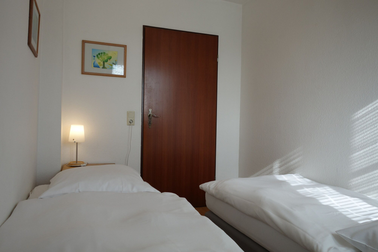 Bedroom 3, Pension am Helenenwall, Köln