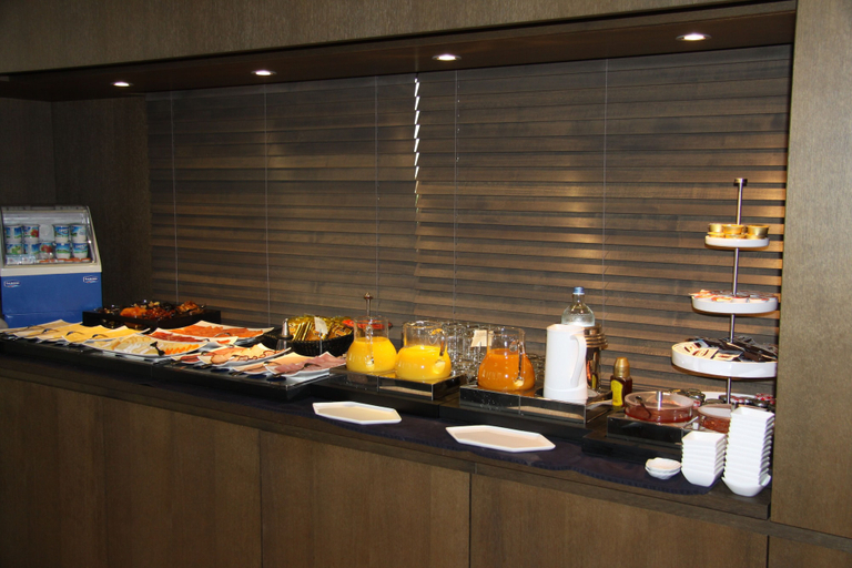 Food & Drinks 5, Hotel Iris, West-Vlaanderen