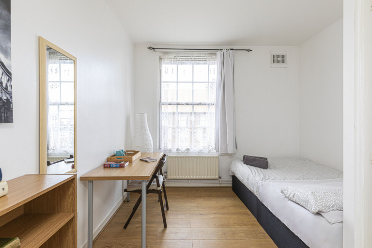 Bedroom 3, Tower Bridge Accommodation - 11, London