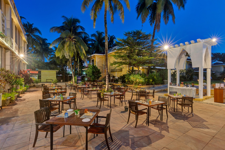 Food & Drinks 5, Club Mahindra Acacia Palms, South Goa