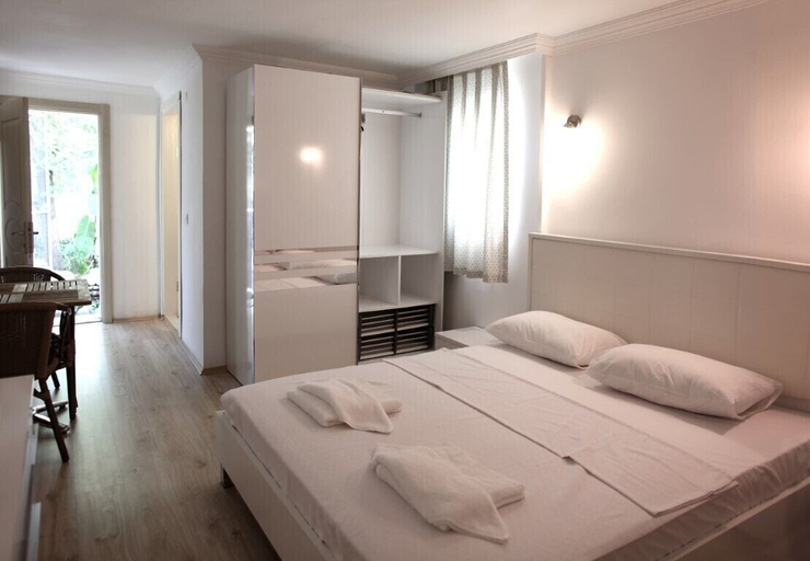 Bedroom 4, Navy Hotel, Marmaris