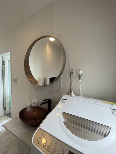 Bathroom, Kai House, Suō-Ōshima