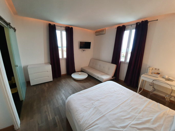Bedroom 3, Hotel Restaurant Les 3 Terrasses, Corse-du-Sud