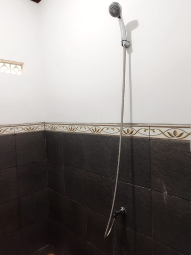 Bathroom 3, Homestay Punokawan Borobudur, Magelang