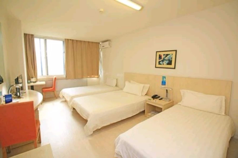 Bedroom 2, Jinjiang Inn Dalian Jiefang Road, Dalian